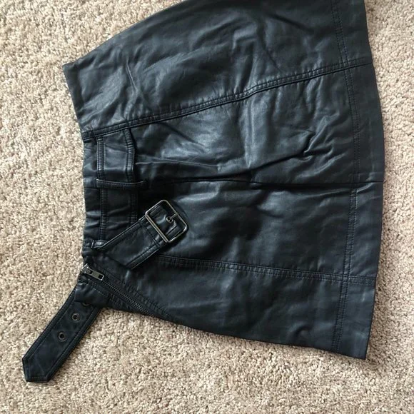 Free People Black Faux Leather Mini Skirt - Picture 2 of 3